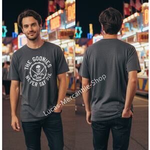 Goonies Never Say Die Gray T Shirt Men’s XL 46-48 Movie Graphic Tee